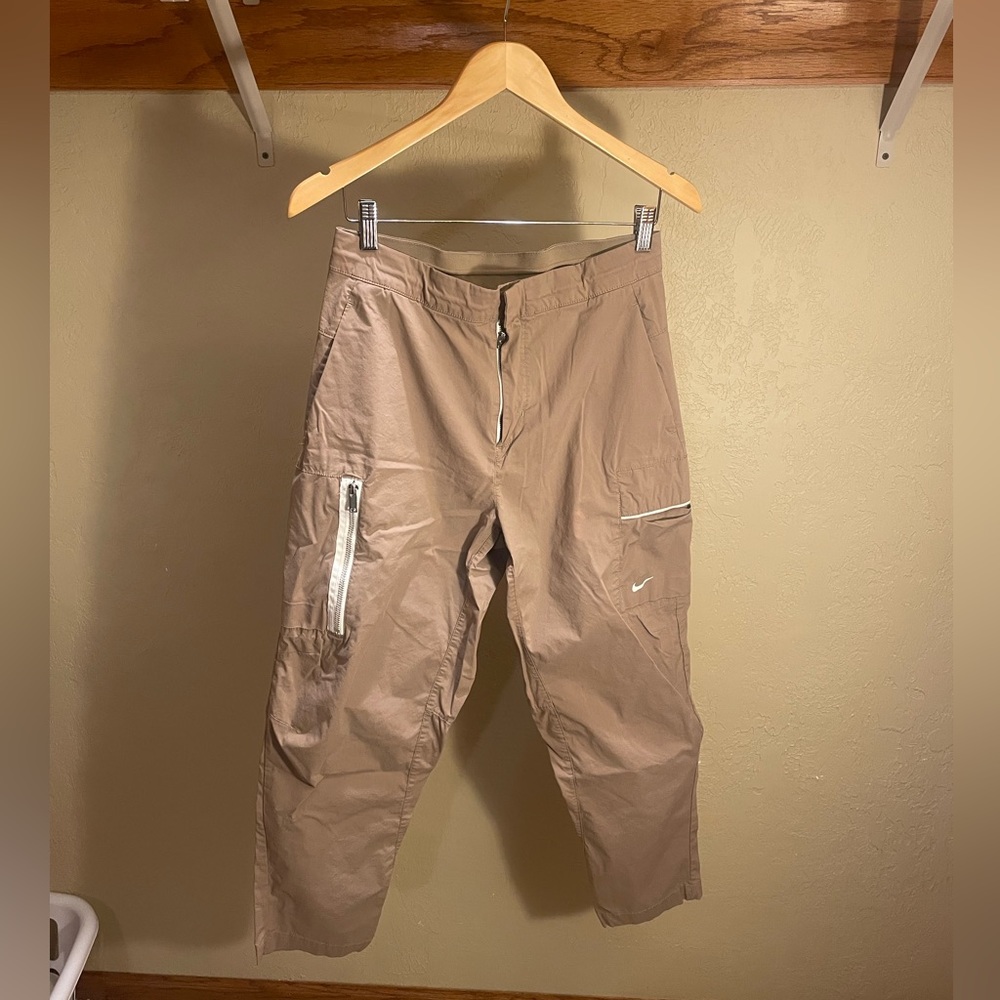 Nike Cargo Tech Pants